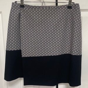 Vince camuto black and white skirt